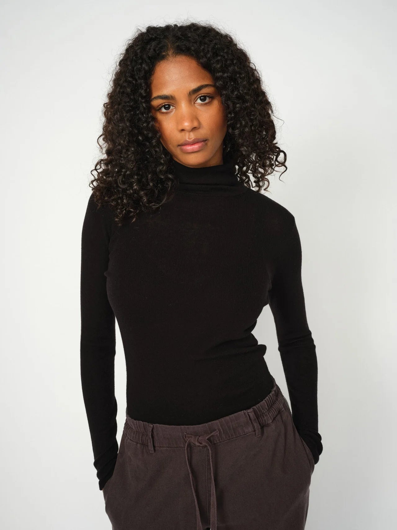 Bouch Roll Neck Knit