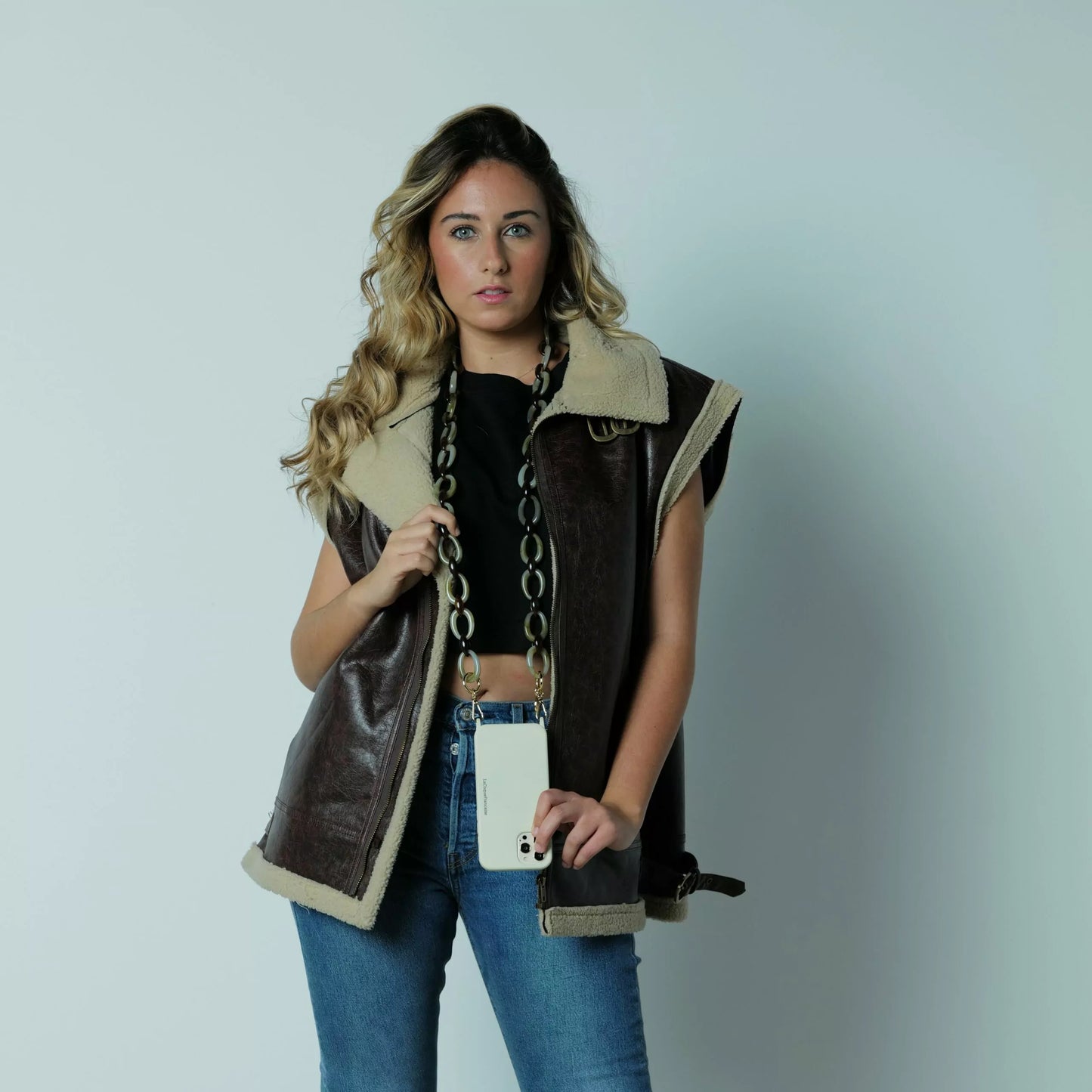 Lise Phone Chain Beige Shell