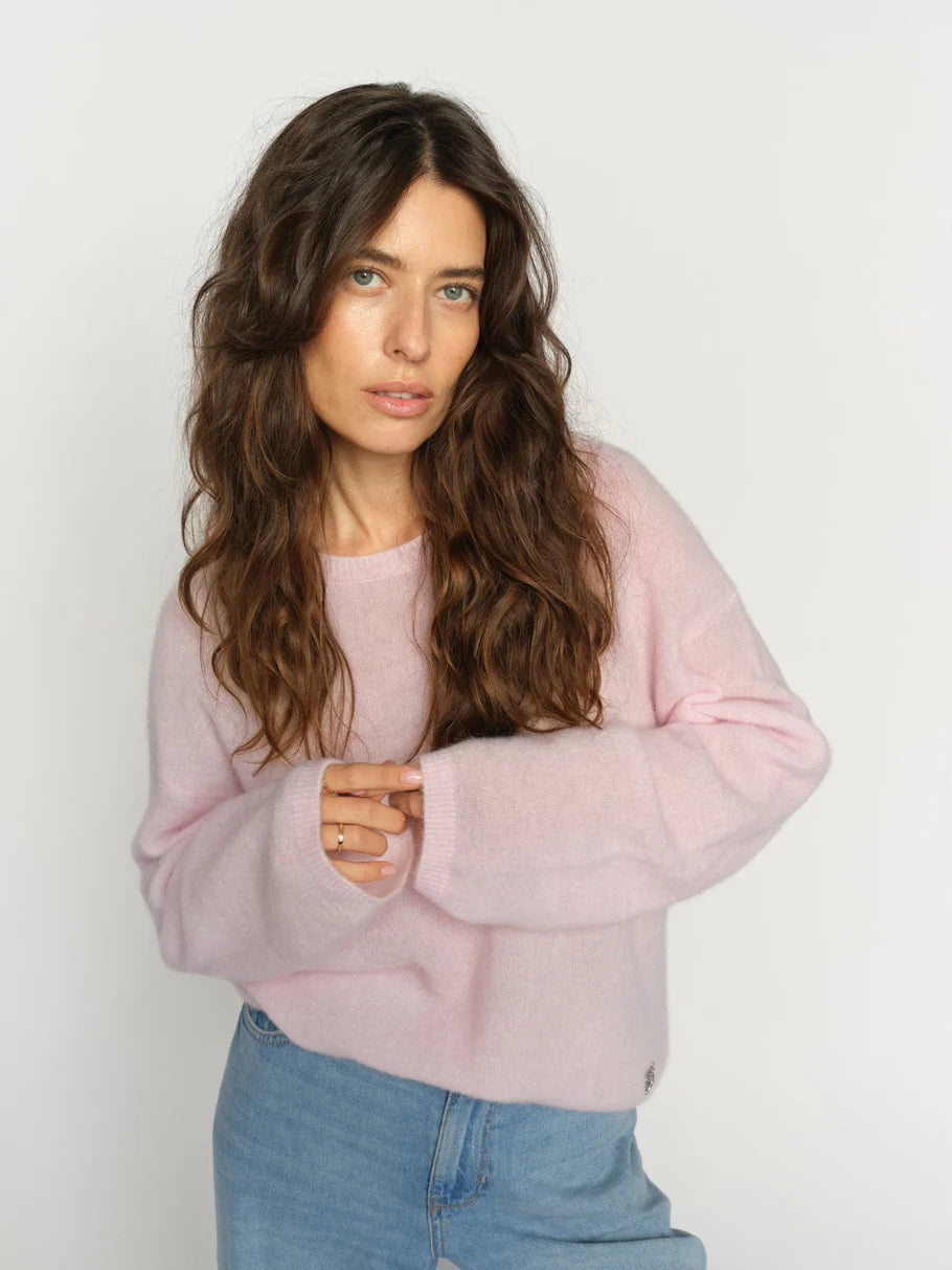Mape O-Neck Knit