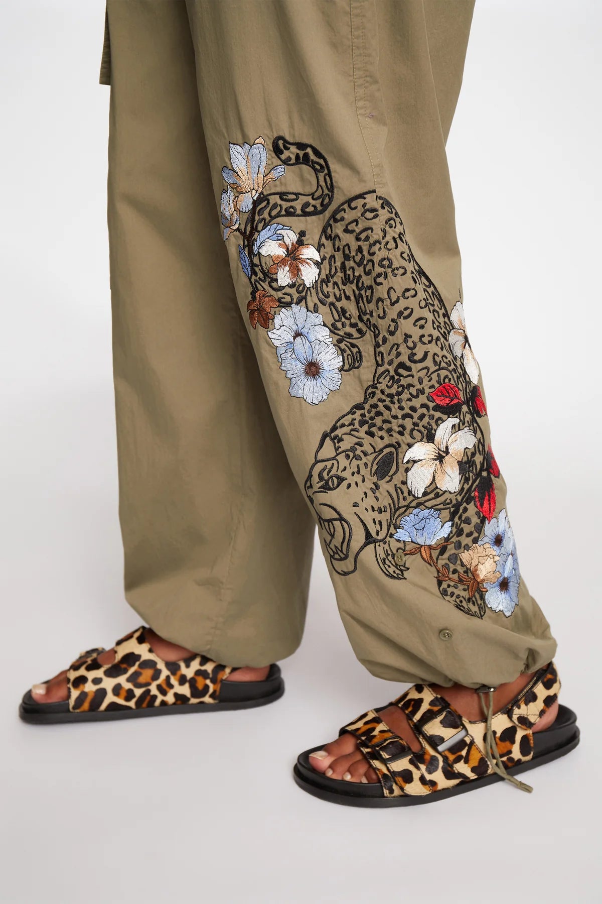 Unform Khaki Pants