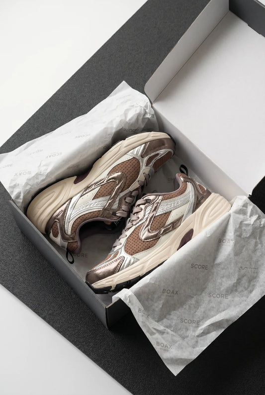 Score 6010 Sneaker - Brown/Silver