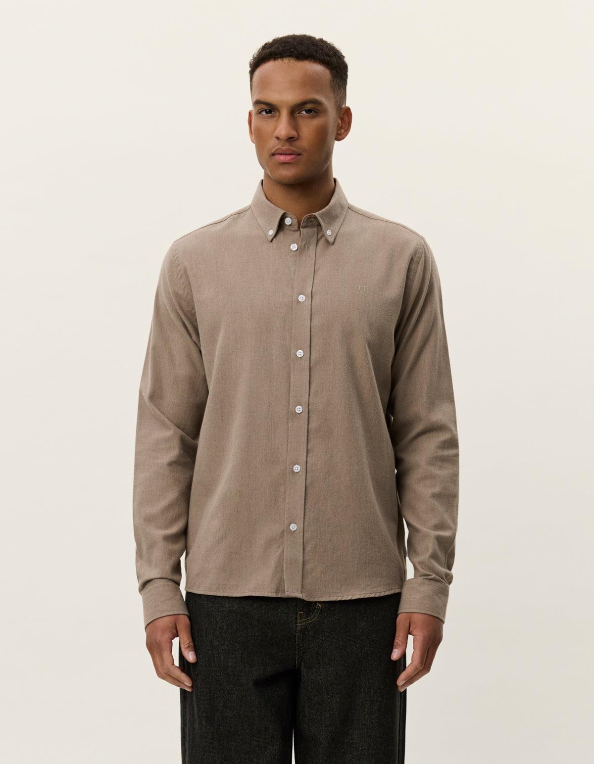 Desert Reg Shirt in Lead Grey