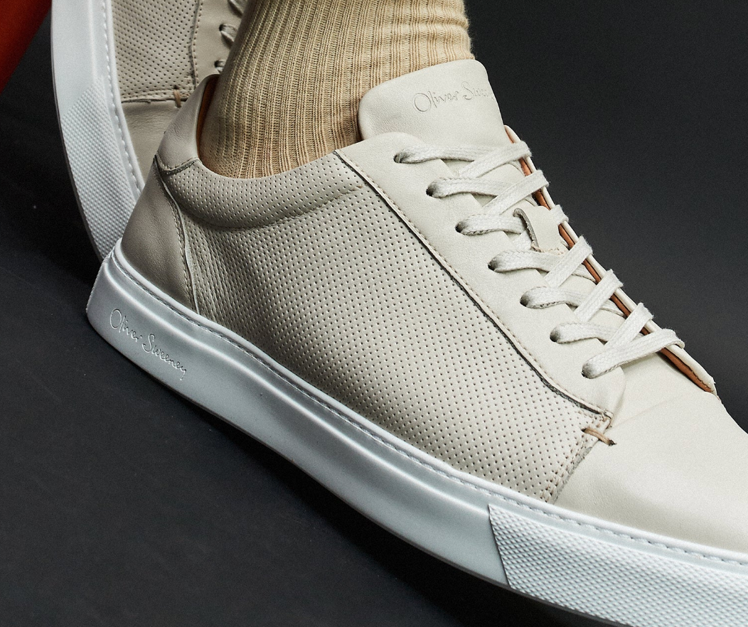 Almada Off White Trainers