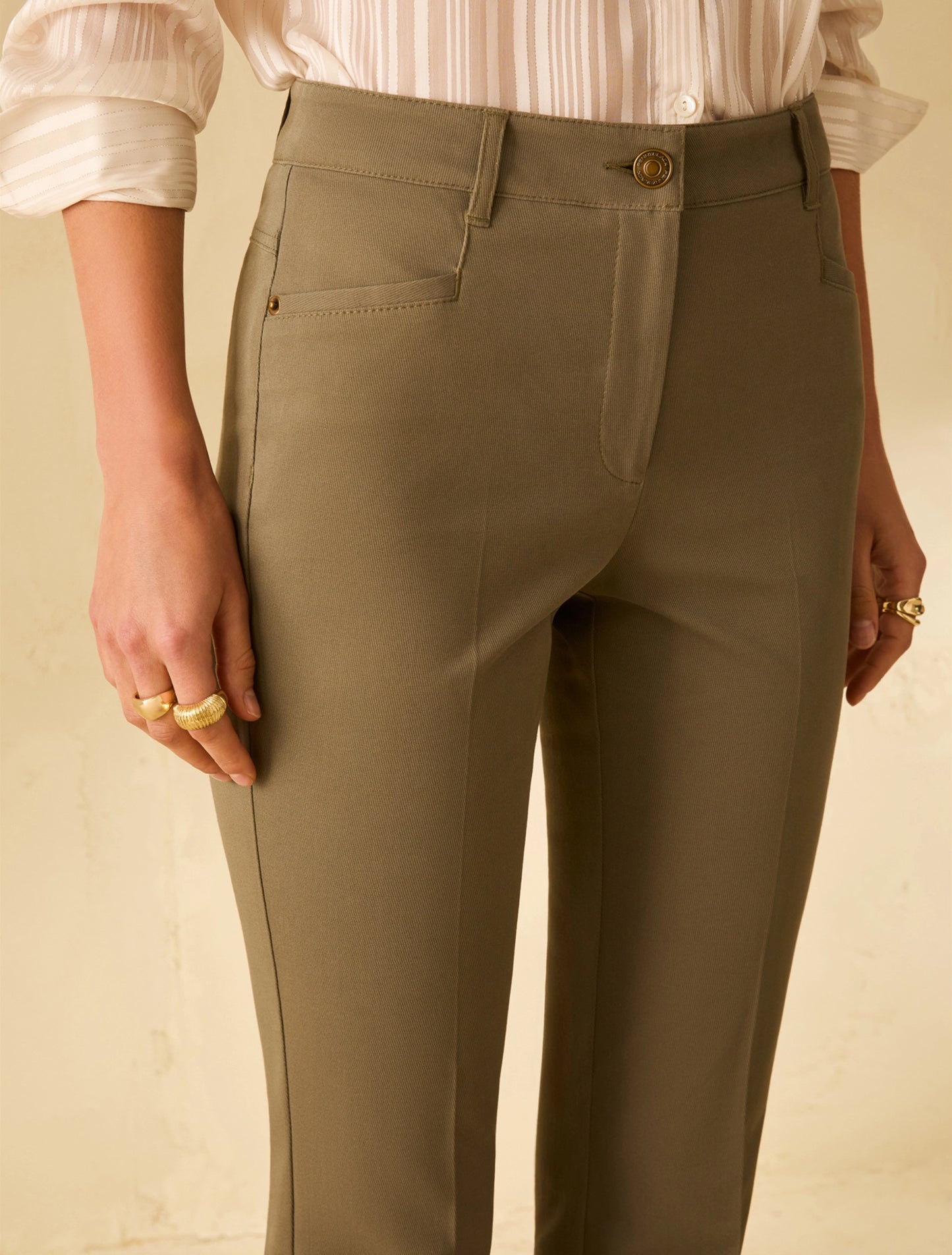 Flare Twill Pant