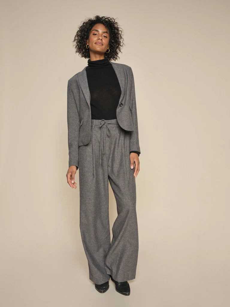 Leslie Zenia Pant