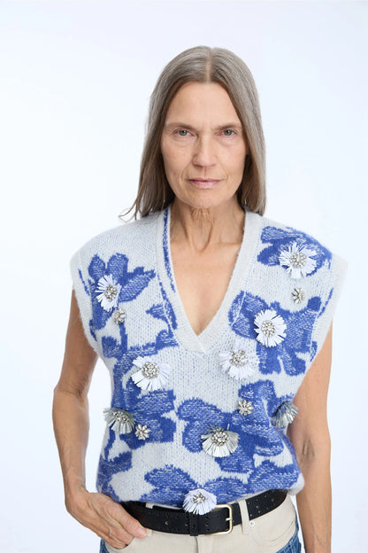 Nurulia Knitted Vest