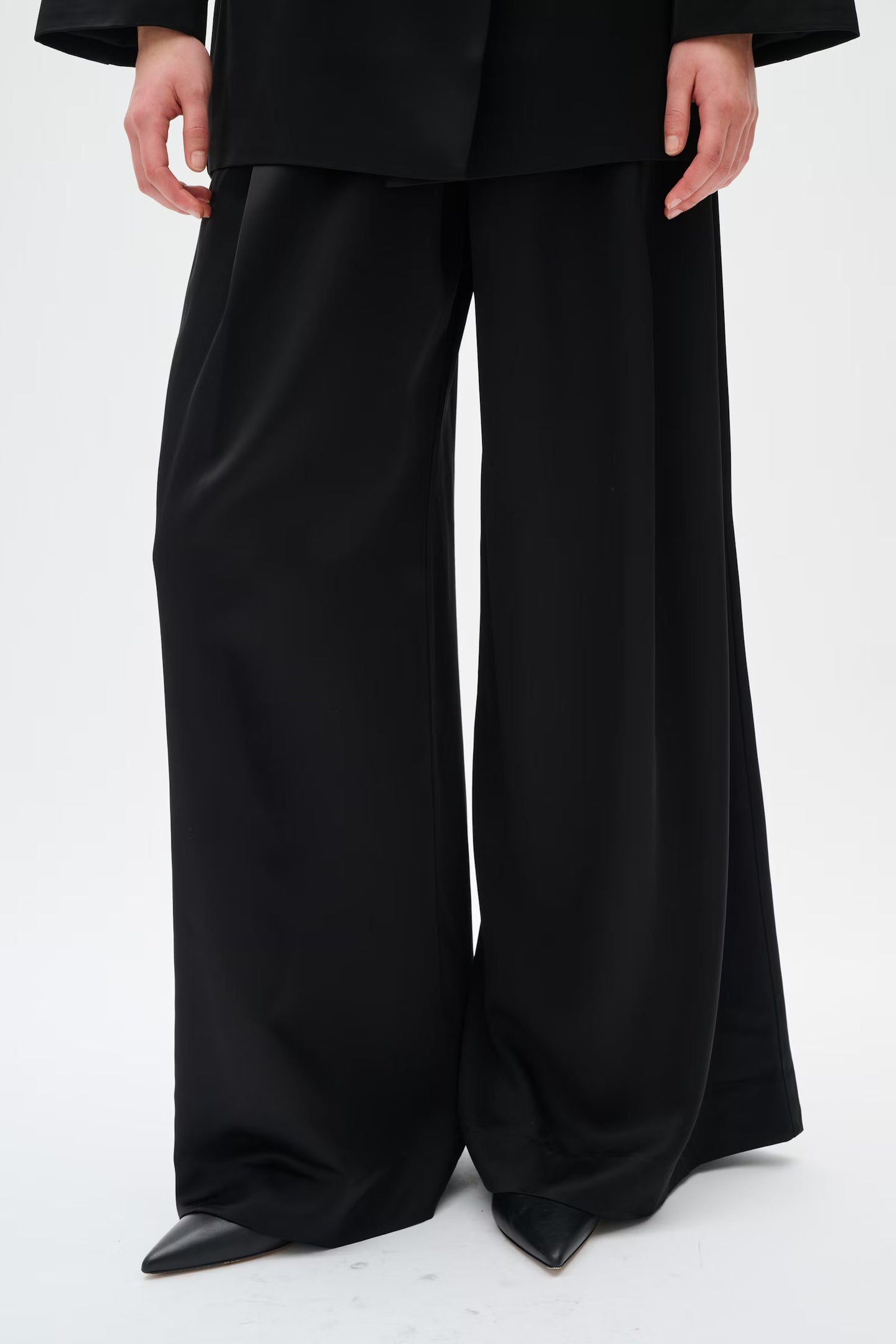 Zumah Satin Trouser