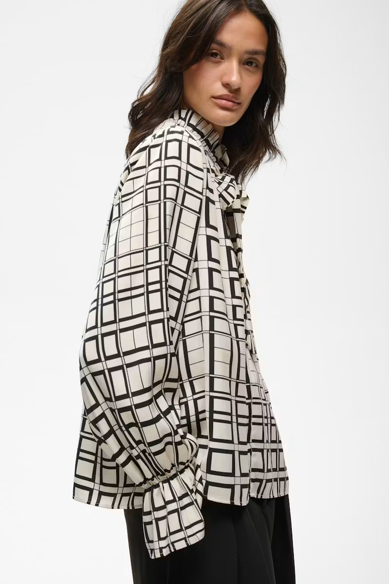 Gracie Printed Blouse Squared