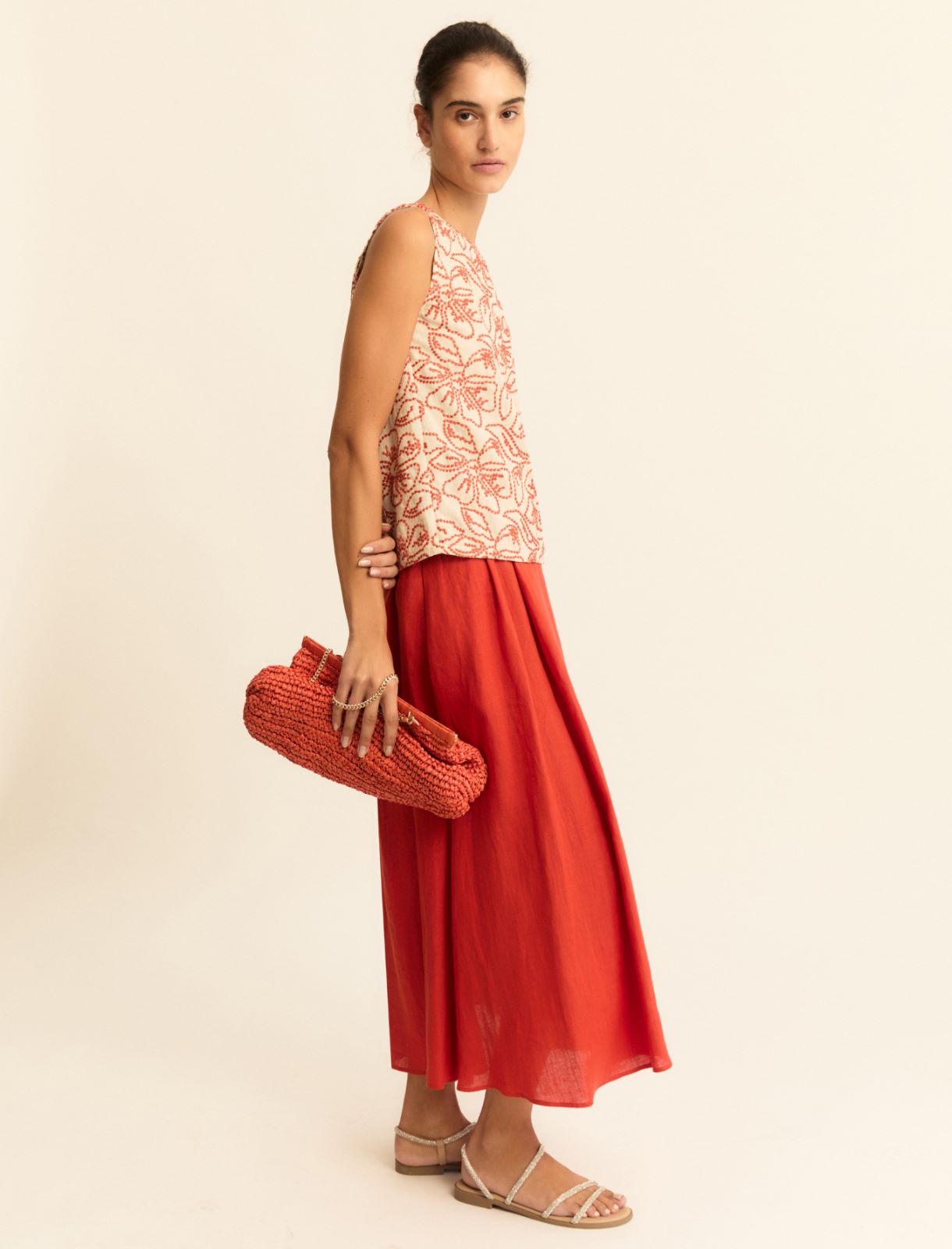 Pleated Linen Skirt in Geranium Red