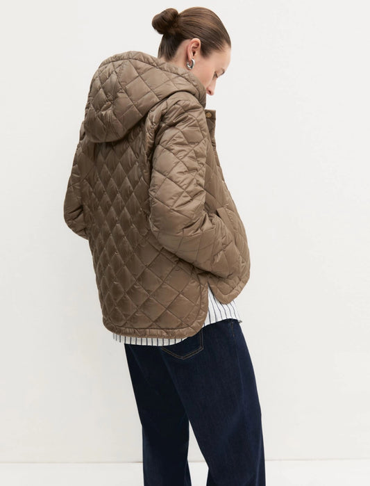 Water Repellent Quilted Jacket