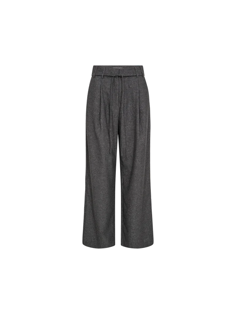 Leslie Zenia Pant