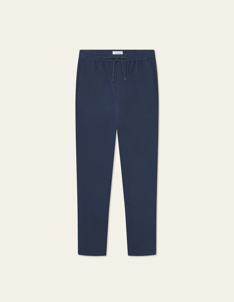 Como Tapered Textured Drawstring Pant