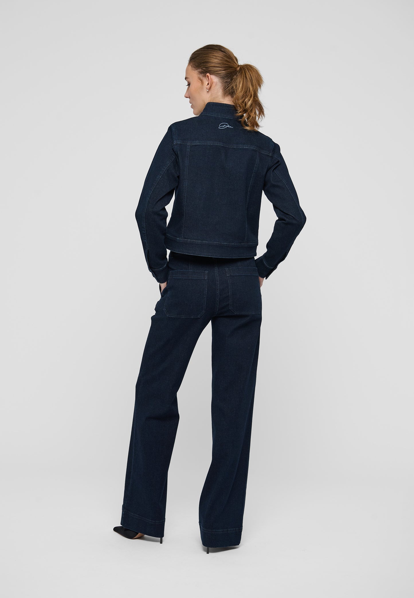 Kallas Denim Trousers in Dark Blue