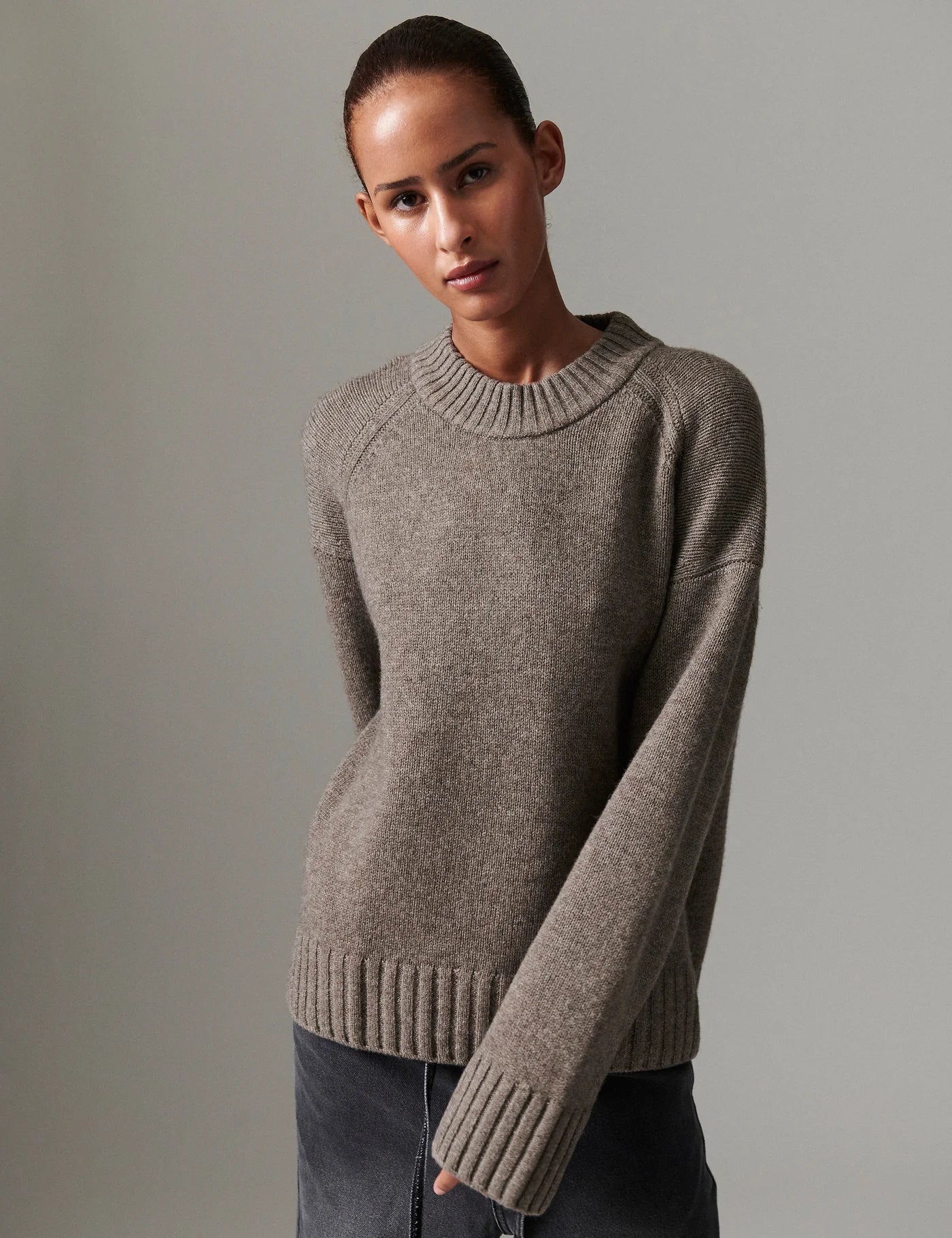 Glen Soft Lamb Sweater - Choc Chip