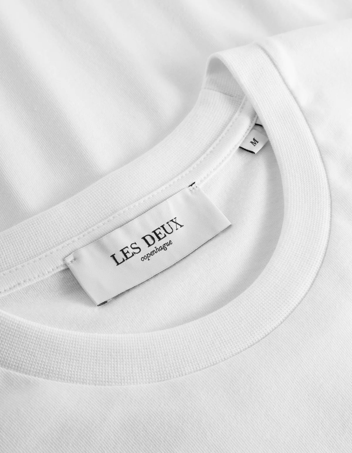 Globe T-Shirt White