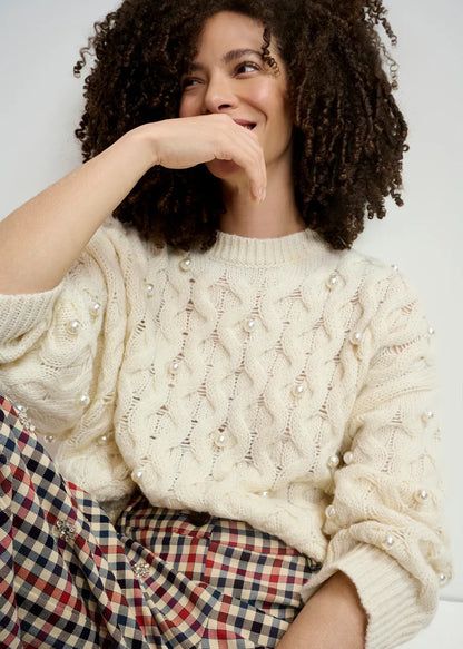 Halpes Pearl Beads Pullover