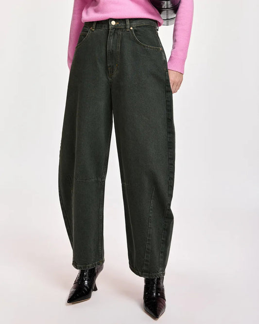 Kokos Barrel-Leg Cropped Jean