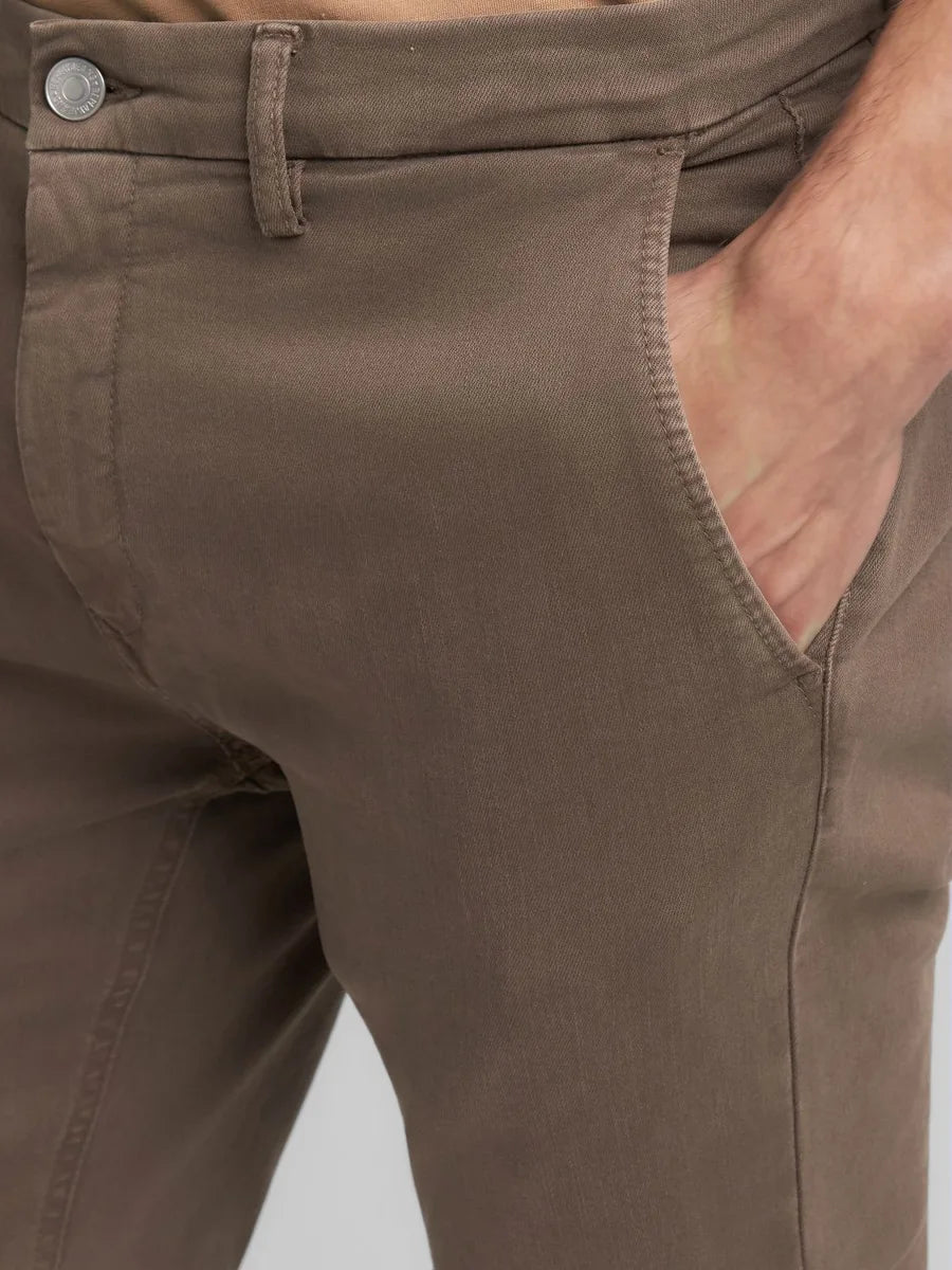 Zeumar Slim Fit Chino - Brown