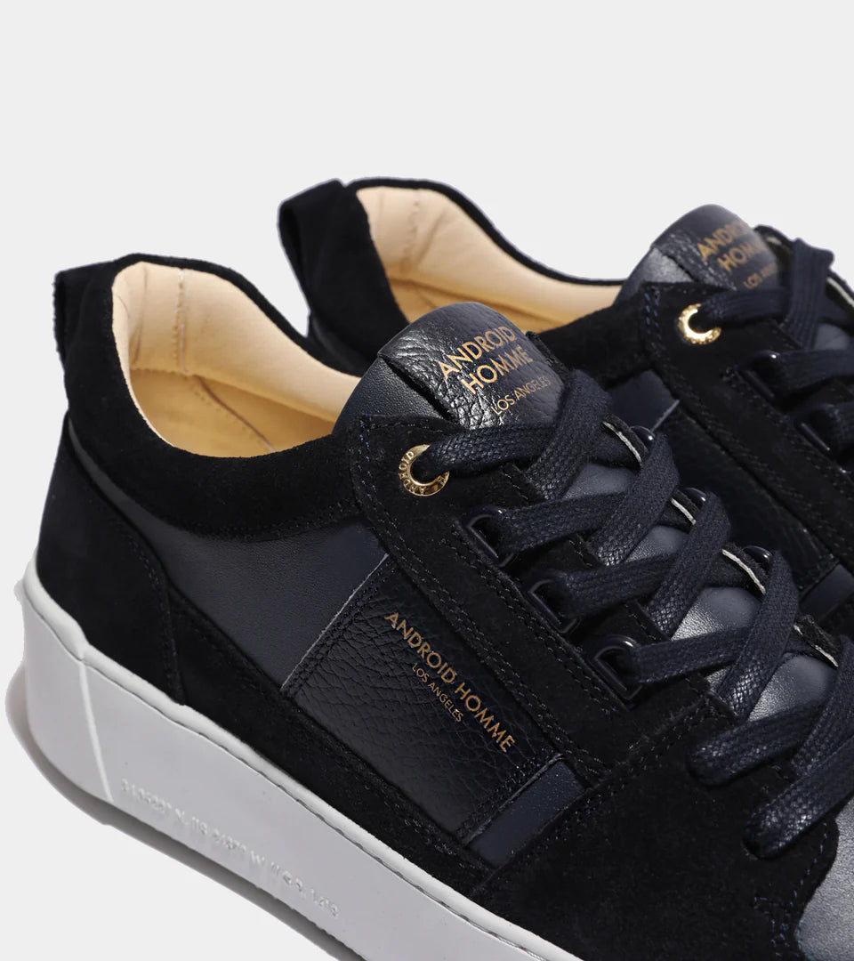 Point Dume Plain Leather Sneaker