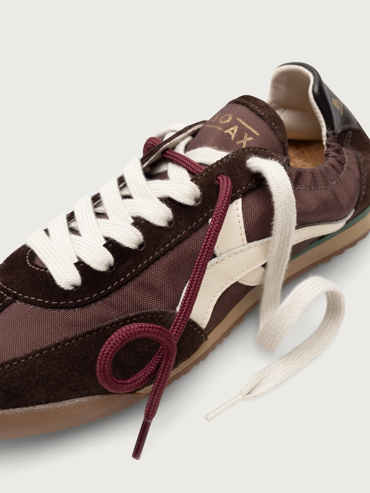 Split 8003 Sneaker - Brown