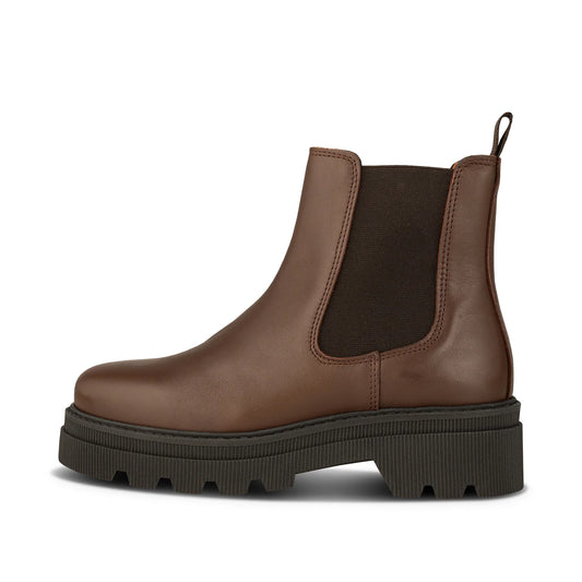 Sanna Brown Chelsea Boots