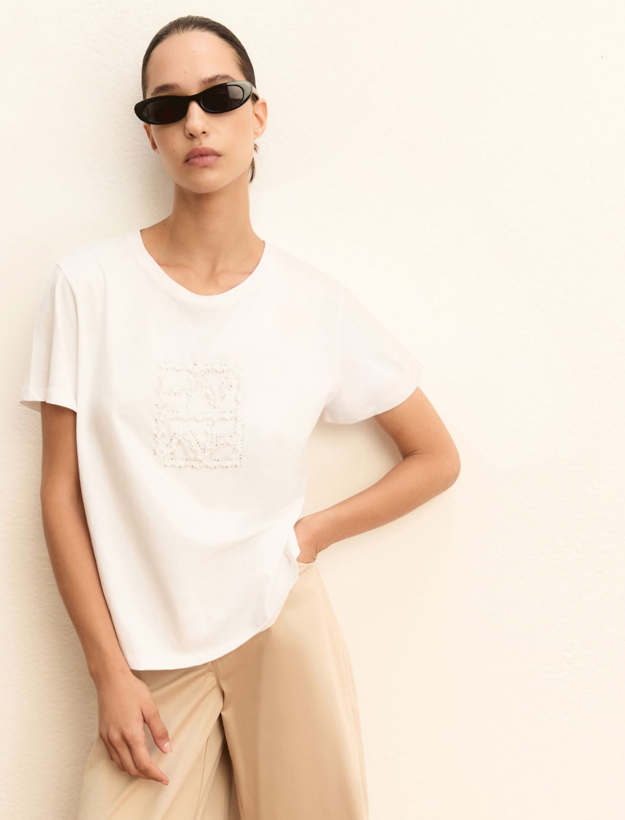 Logo and sequin-adorned T-shirt - White