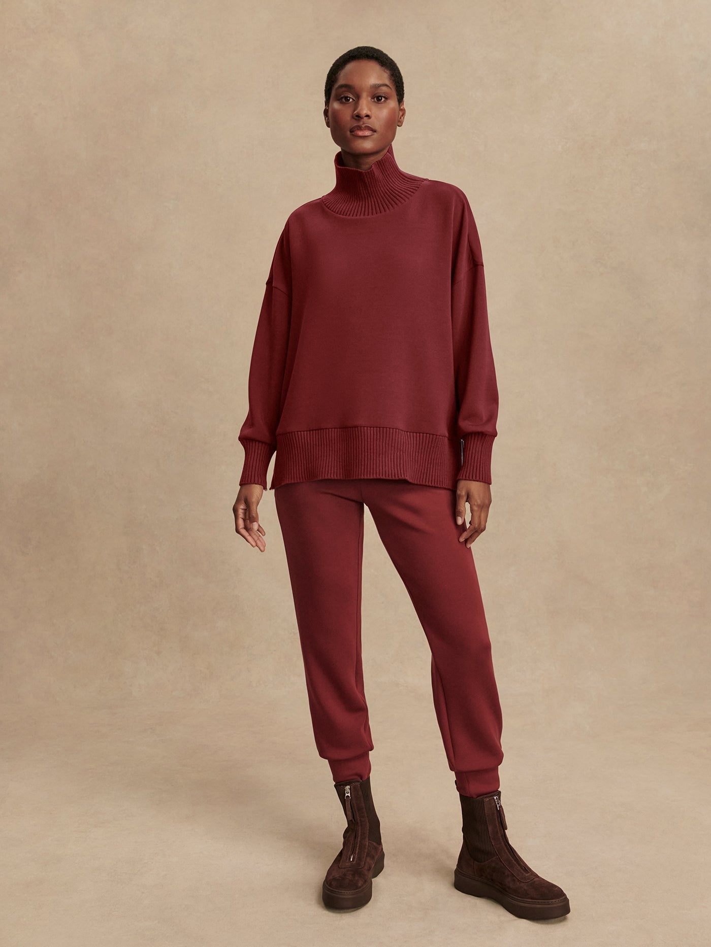 Varley Barker High-Neck Sweat – New Maroon
