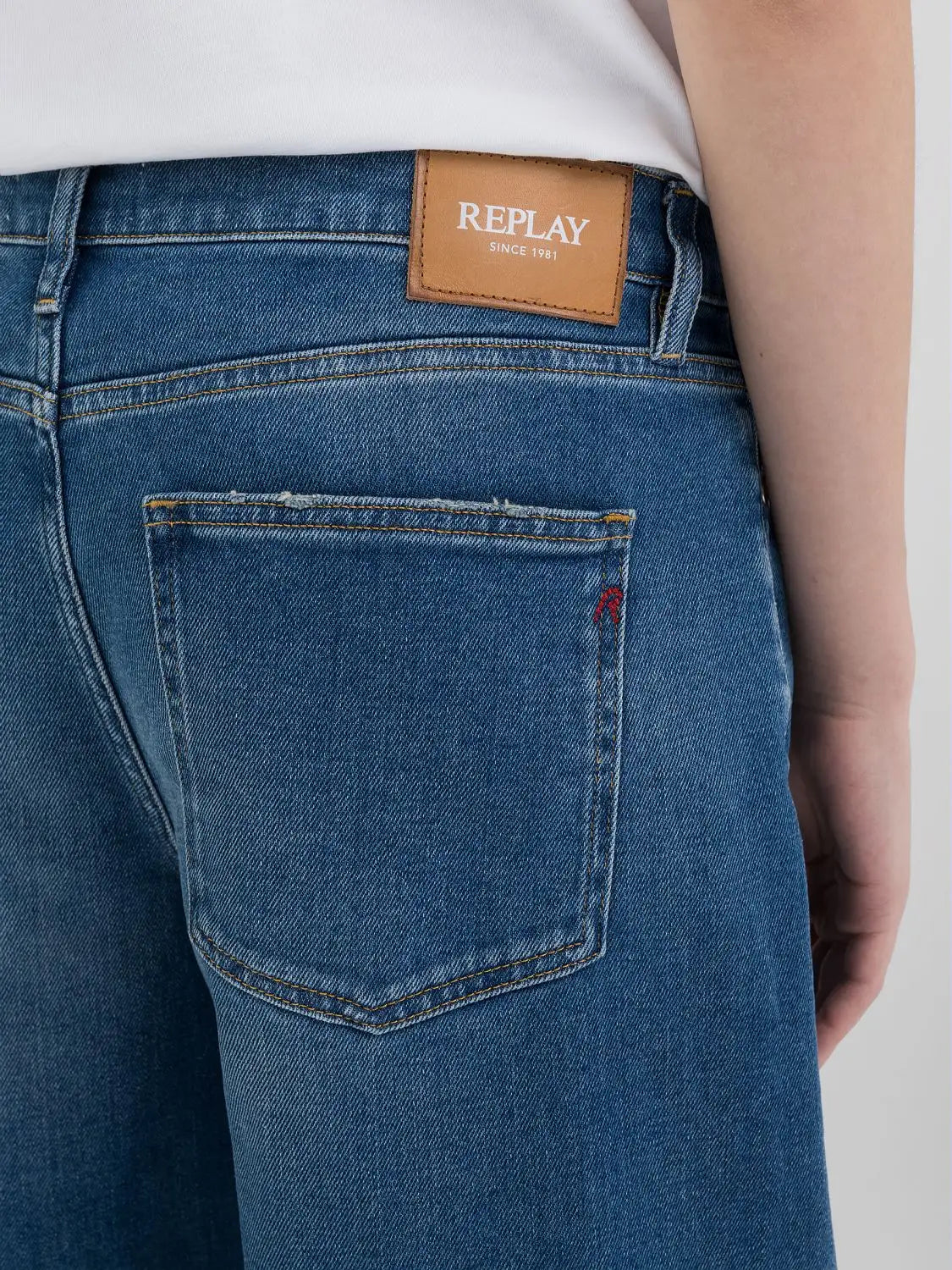 Amelye Wide Leg Jeans-Replay-Lewis Yates