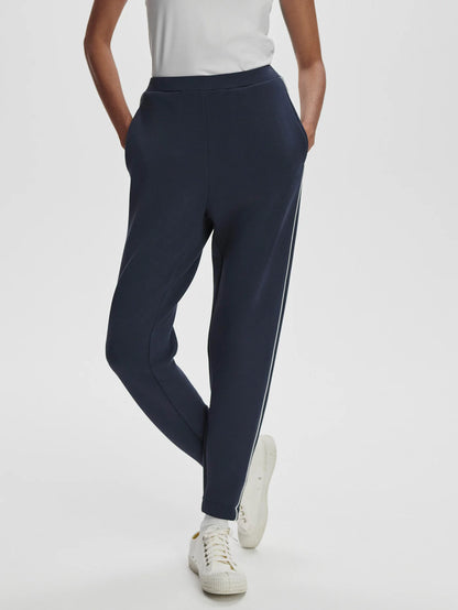 The Slim Piped Pant 27.5"