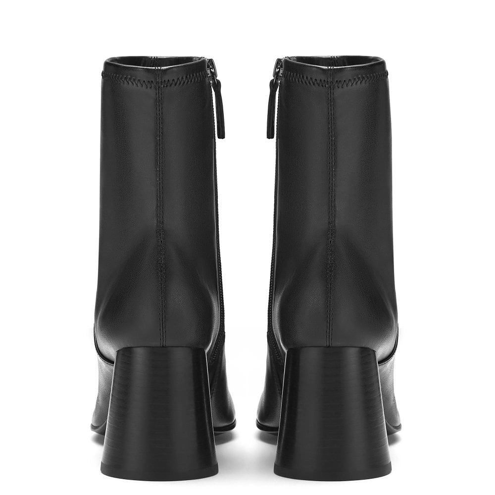 Clash Leather Heeled Boots