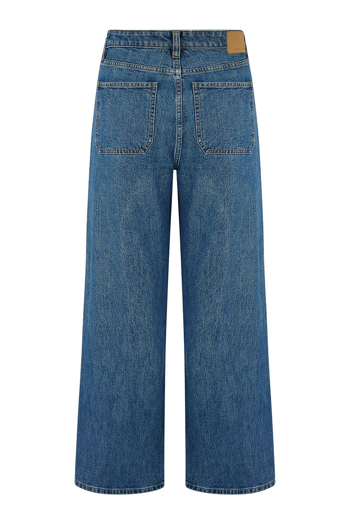 Eden Pasadena Jean