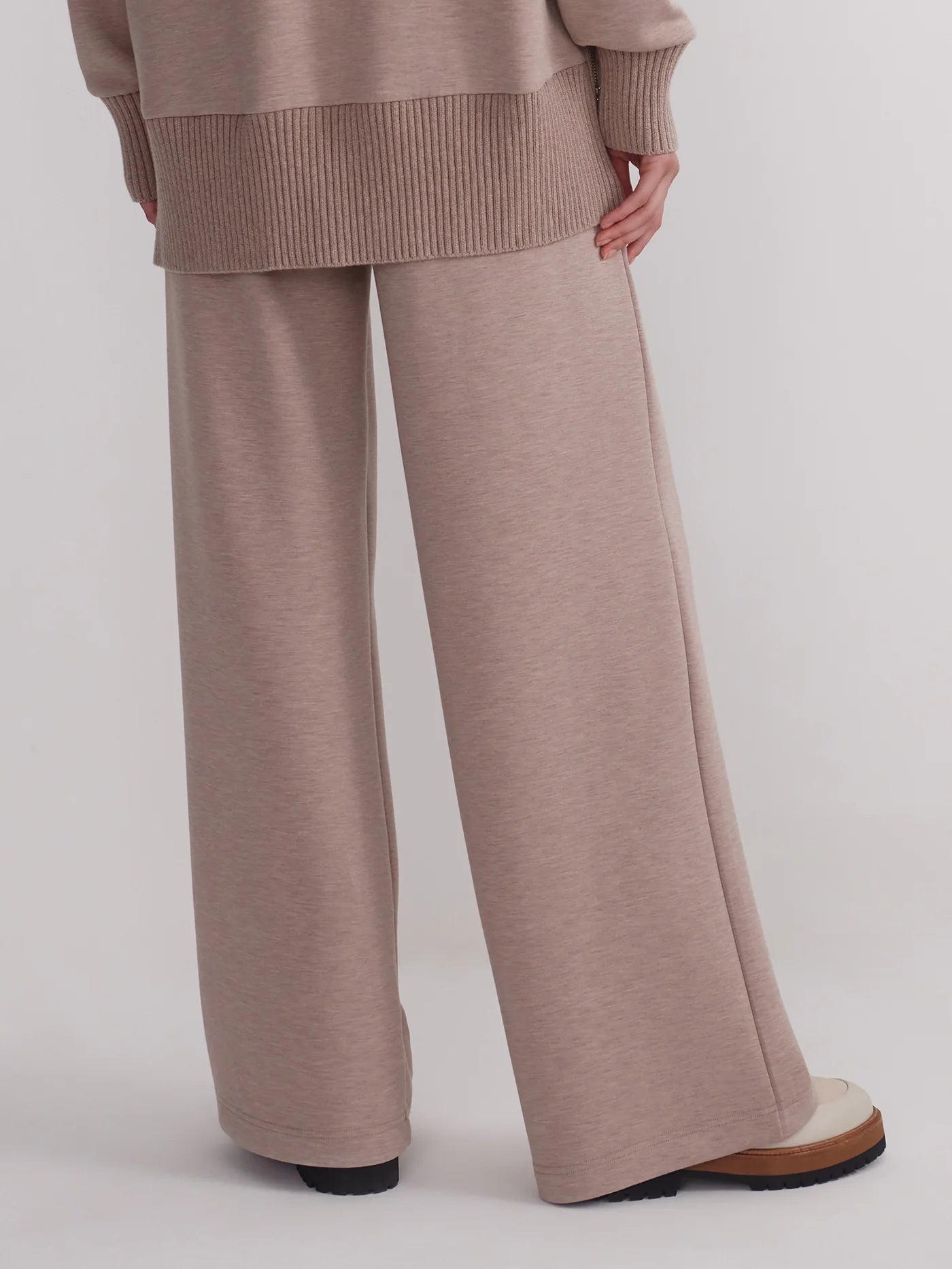 The Extra Wide Leg Pant 29.5 - Taupe Marl