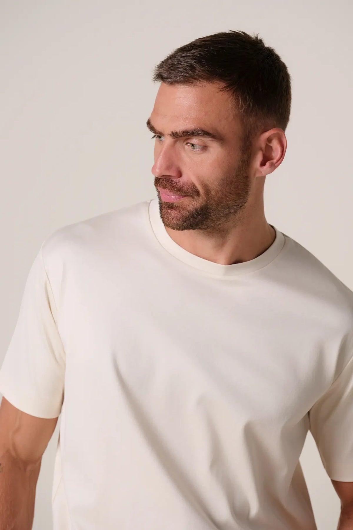 Crew Neck Short Sleeve T-Shirt Raw White
