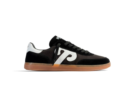 Gong 28 Black Trainer