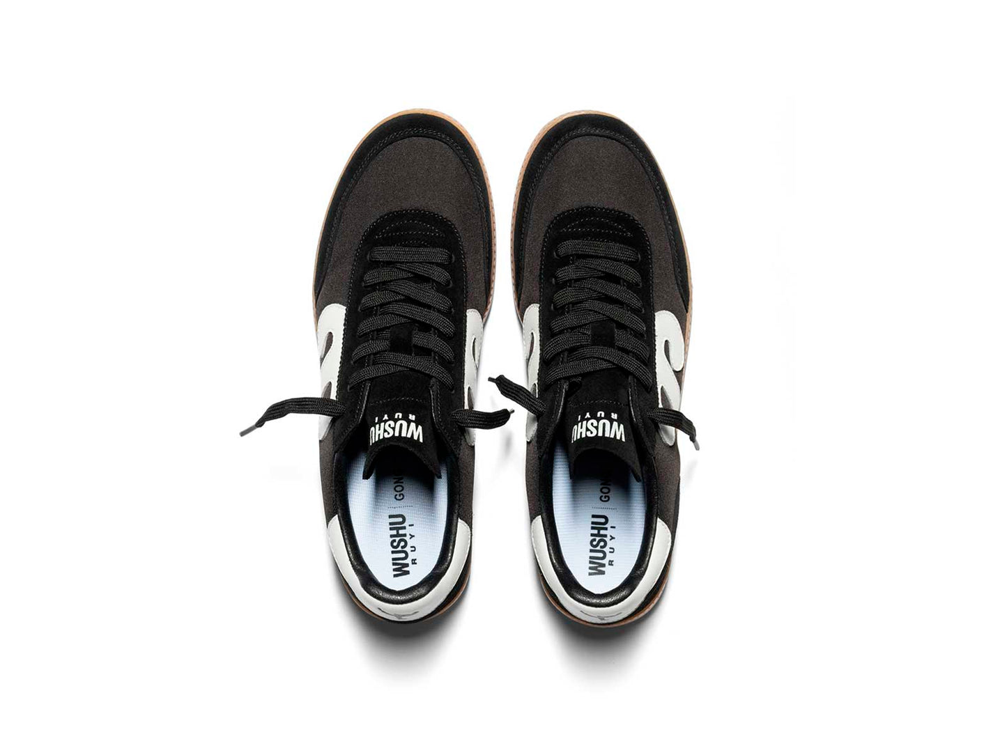 Gong 28 Black Trainer