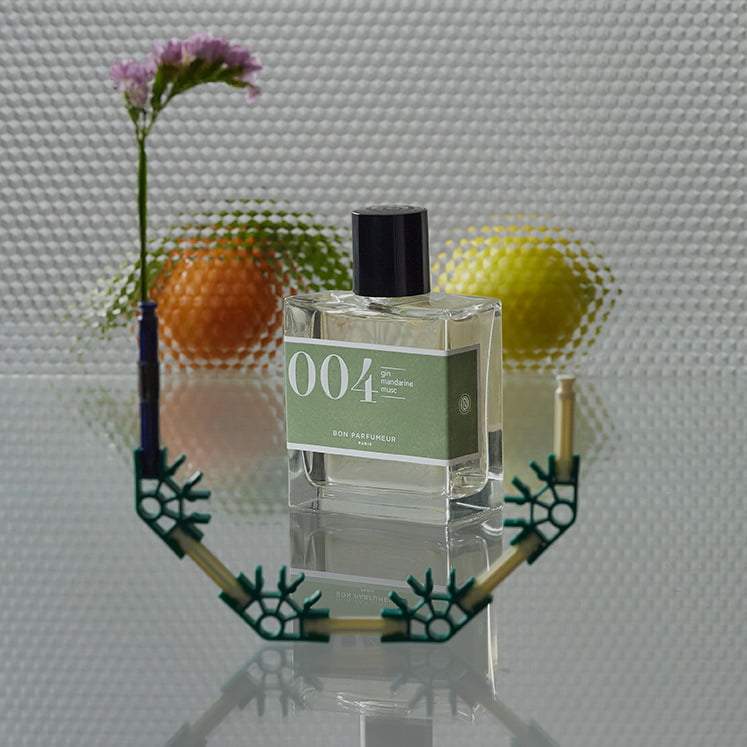 Eau de parfum 004: gin, mandarin, musk