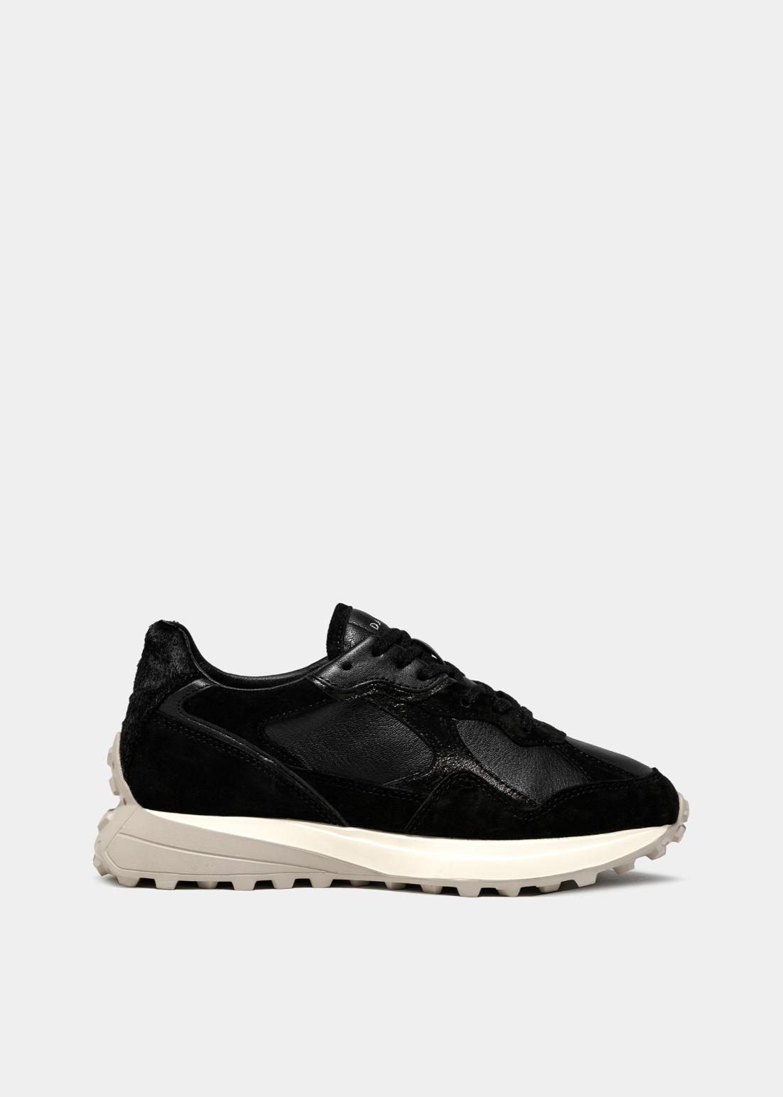 Vetta Soft Black Sneaker