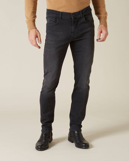 Slimmy Tapered Luxe Performance Plus Washed Black Jean